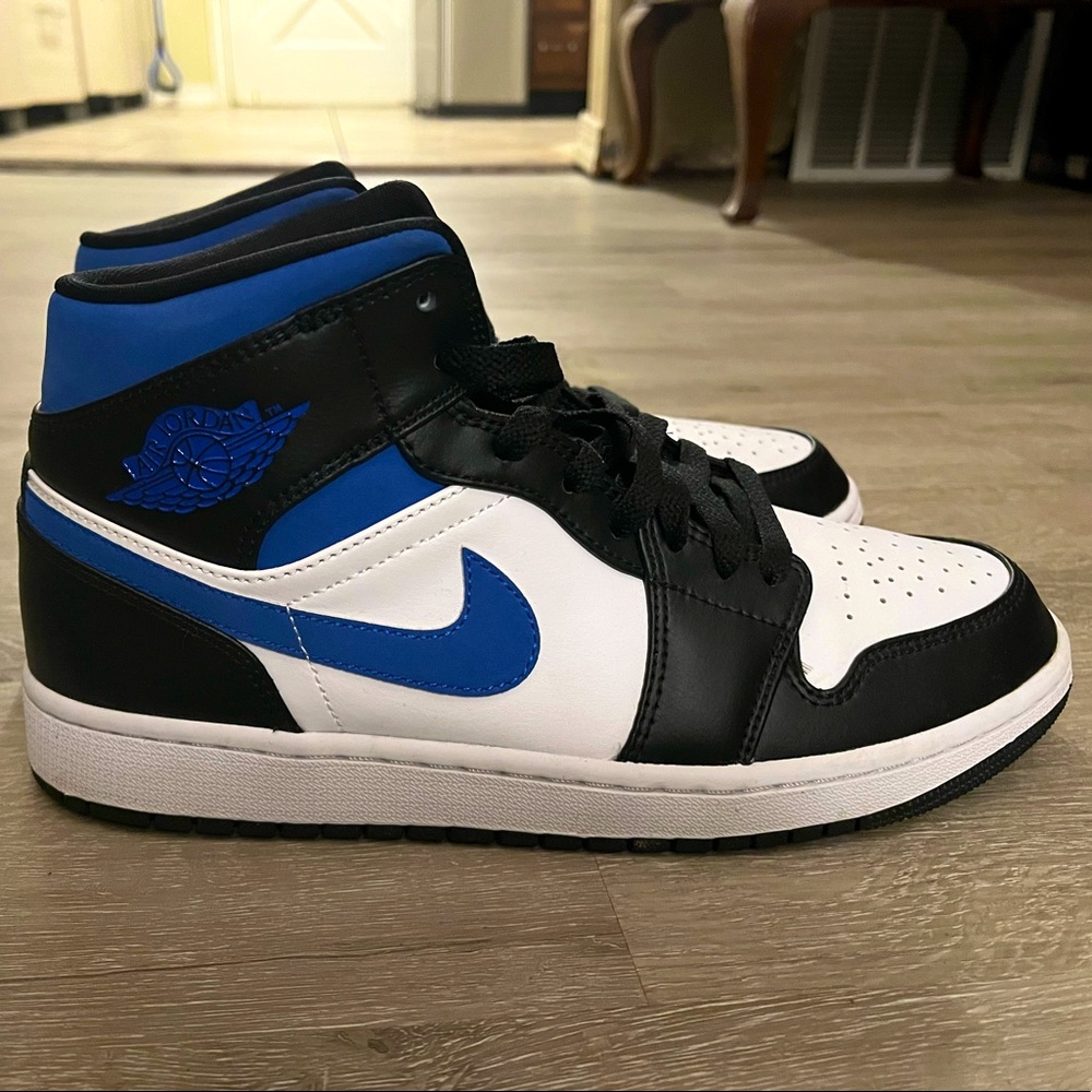 Mens Jordan 1 Mid - White Black Racer Blue - Used Size 9.5